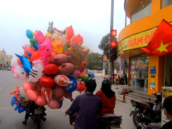 scooter ballons vietnam